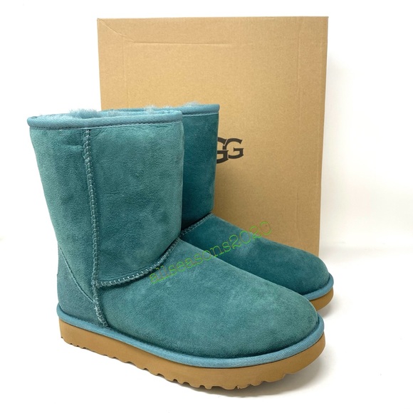 UGG Shoes - UGG Classic Short 2 Women’s Boots Green Suede Fur